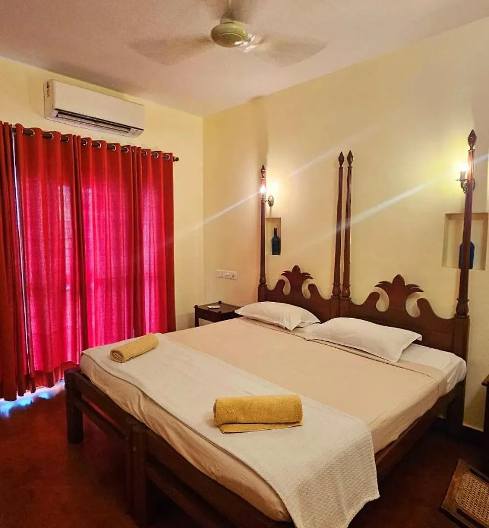 Raintree Lodge Kochi Guest house